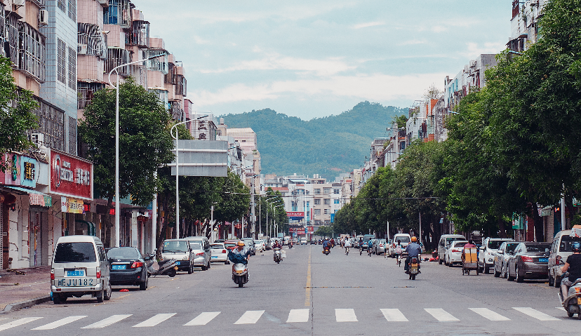 当“小镇青年”成为一种新生活方式，如何挖掘品牌营销新机会？