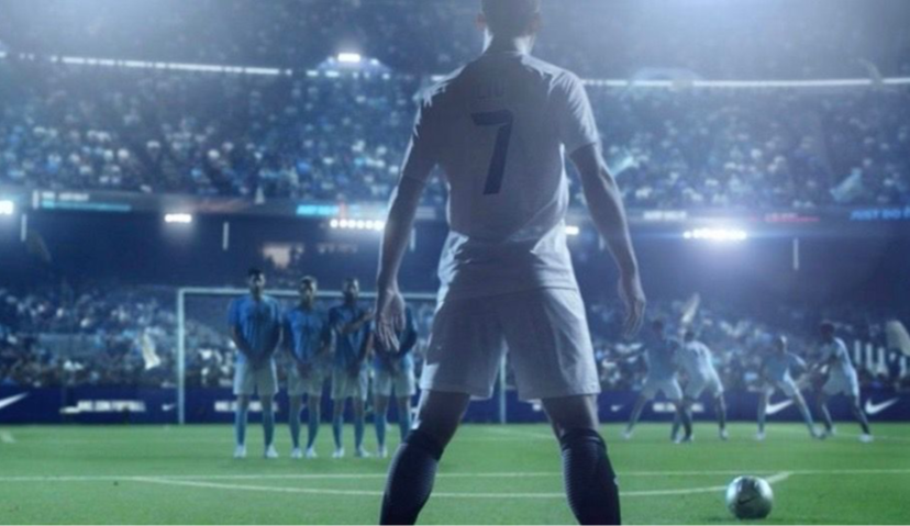 中国队夺得世界杯冠军！额……当然是在广告里