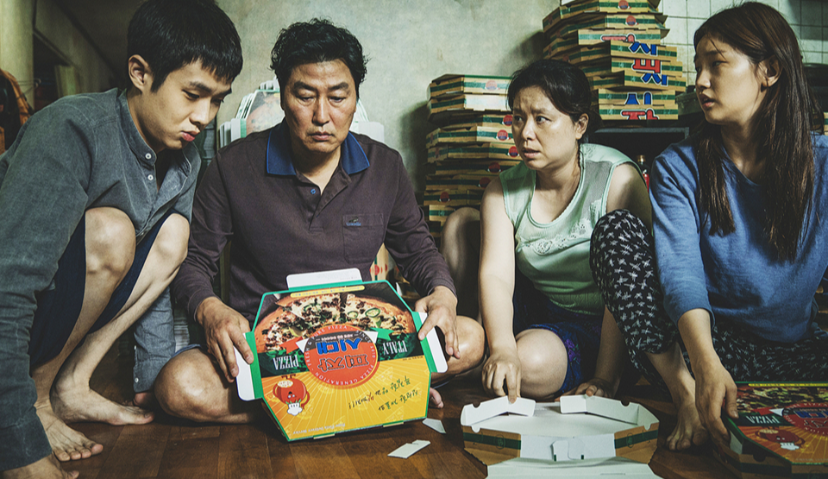 《寄生虫》因题材遭韩国航空公司禁播，却也因题材改变韩国社会