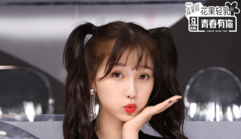 从杨超越到虞舒欣，互联网造星的“人设走红”论 | 「娱大」观察