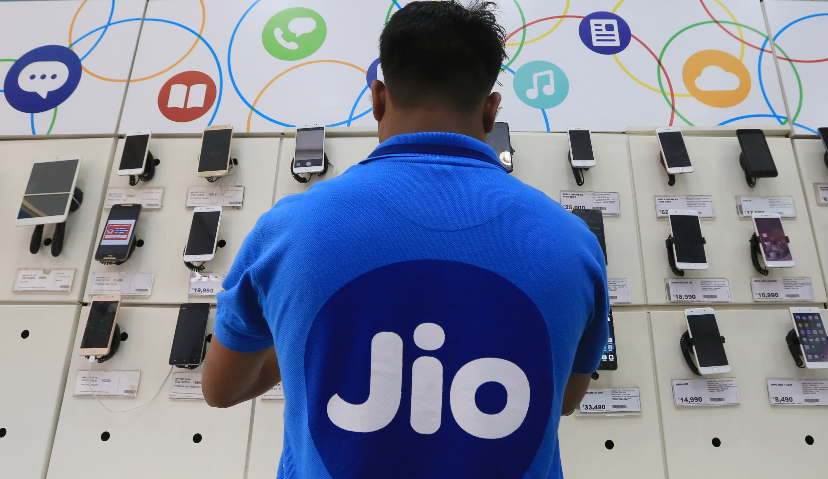 Facebook将向印度运营商Reliance Jio投资57亿美元