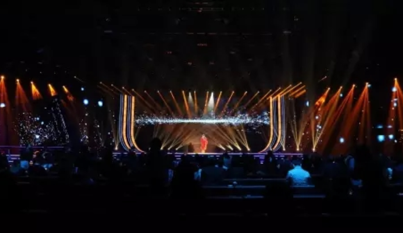 新媒体时代的话语权转移，“微博之夜”营销的三大战术