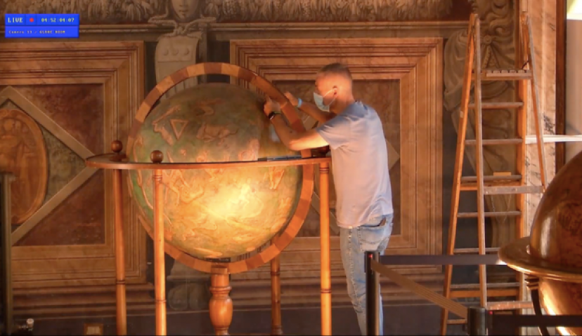 GUUCI大秀直播12小时，奢侈品行业正在迎来一场洗牌？