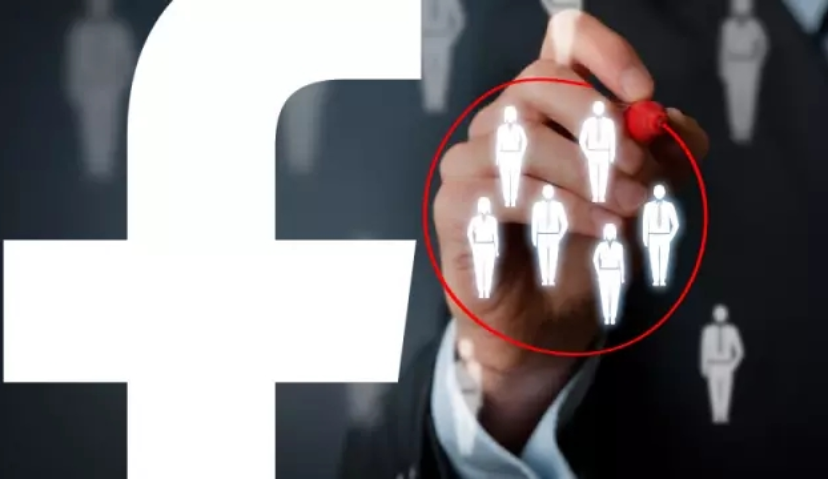 Facebook为品牌提供自定义受众群体功能，优化广告定向模式
