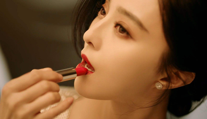 范冰冰和娇兰的新合作，粉丝火速控评近5000条，复出梦的第一步？