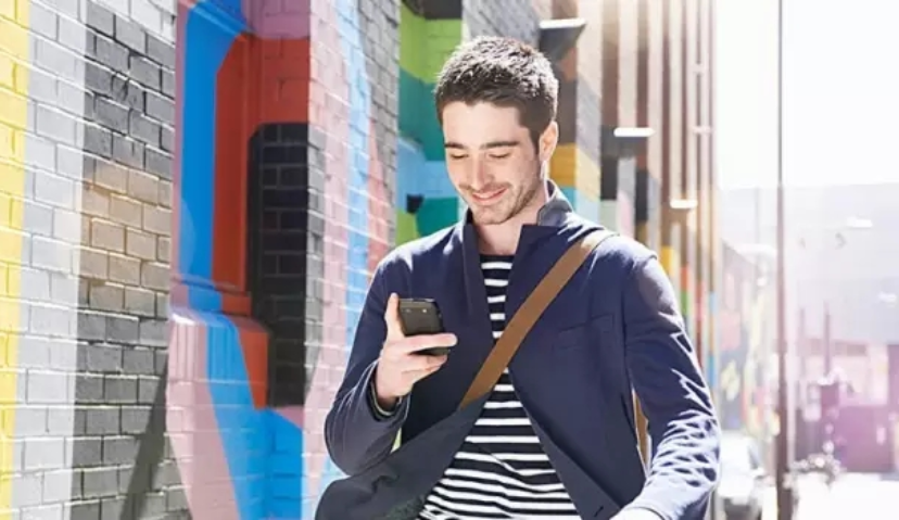 移动运营商用定位数据与Facebook和谷歌争夺广告预算