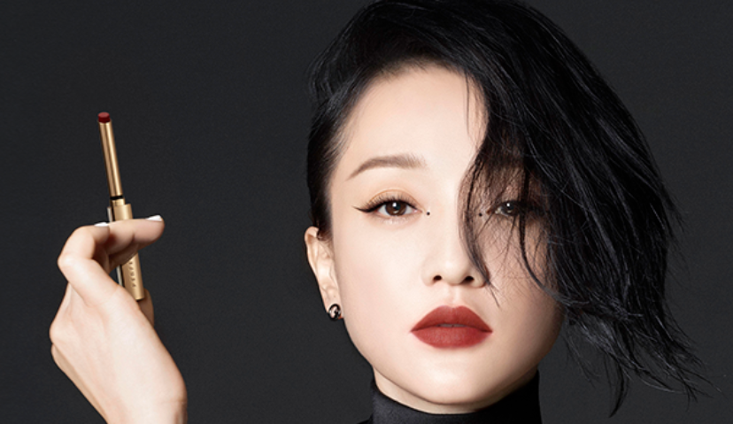 完美日记官宣预告代言人：周迅