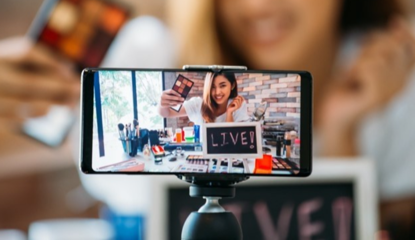 海外社交电商崛起，“网红直播带货”是风口但不是神话丨Morketing Global