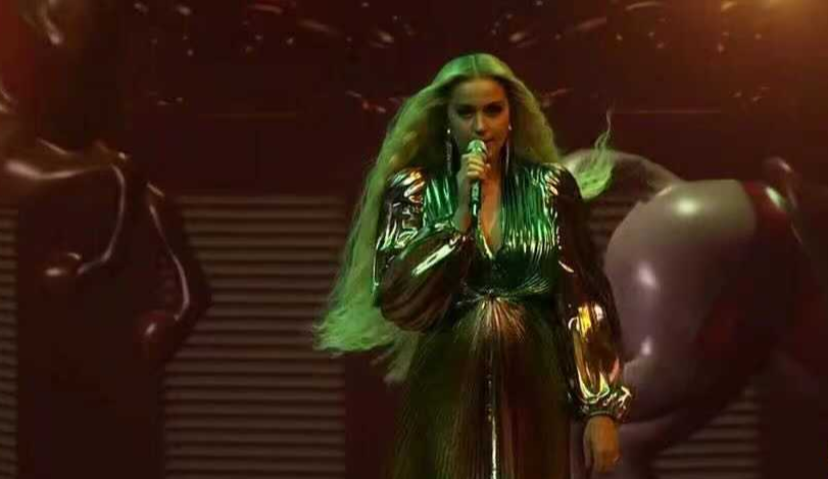 半小时破3723亿元！承包热搜的猫晚，艺术与商业结合的视觉狂欢！