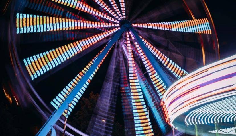 为什么说所有行业都是娱乐业？