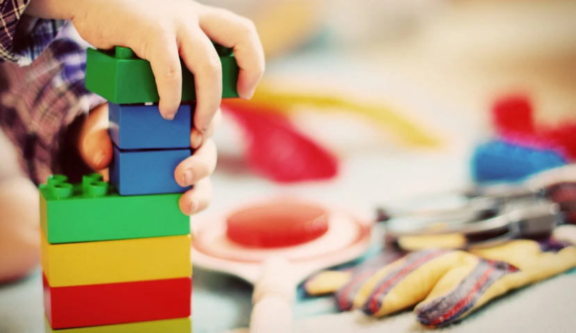  微播易X妈妈网发布《2021年母婴社媒投放新趋势》报告