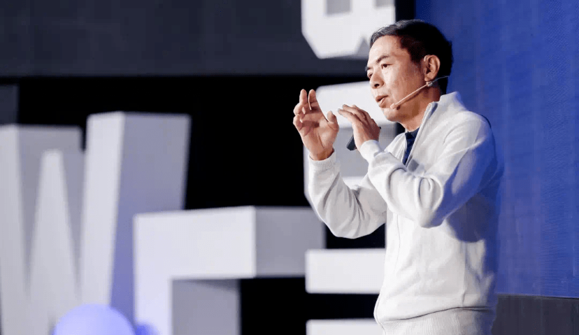 ​用户投诉微信出卖聊天信息卖广告？张小龙宣布即将推出“微信输入法”