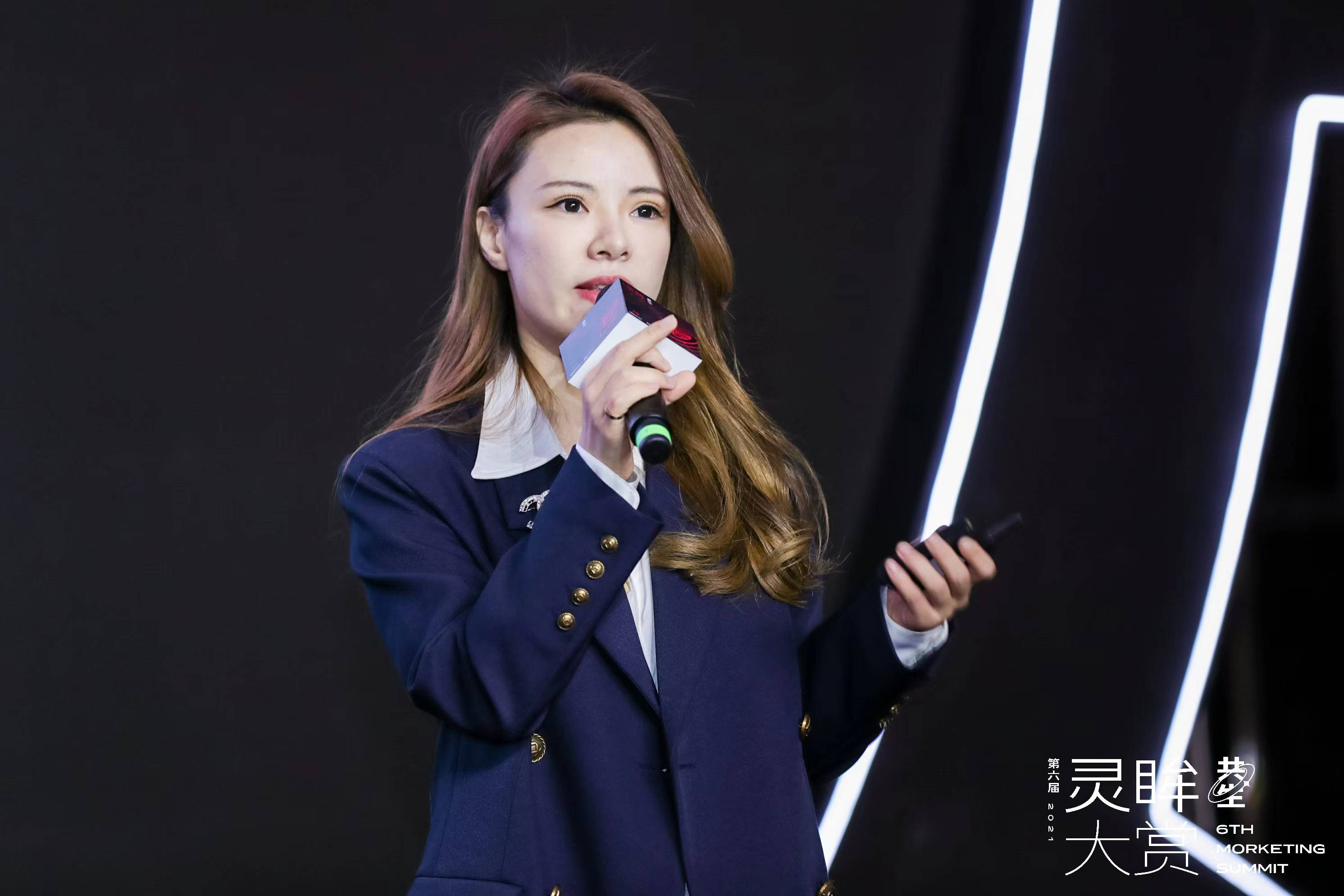 清之科研袁子涵：从OED到OBM，互联网打造高端品牌 | 灵眸大赏2021