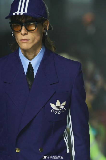 Gucci x Adidas 联名，有人说丑爆了，有人却想买