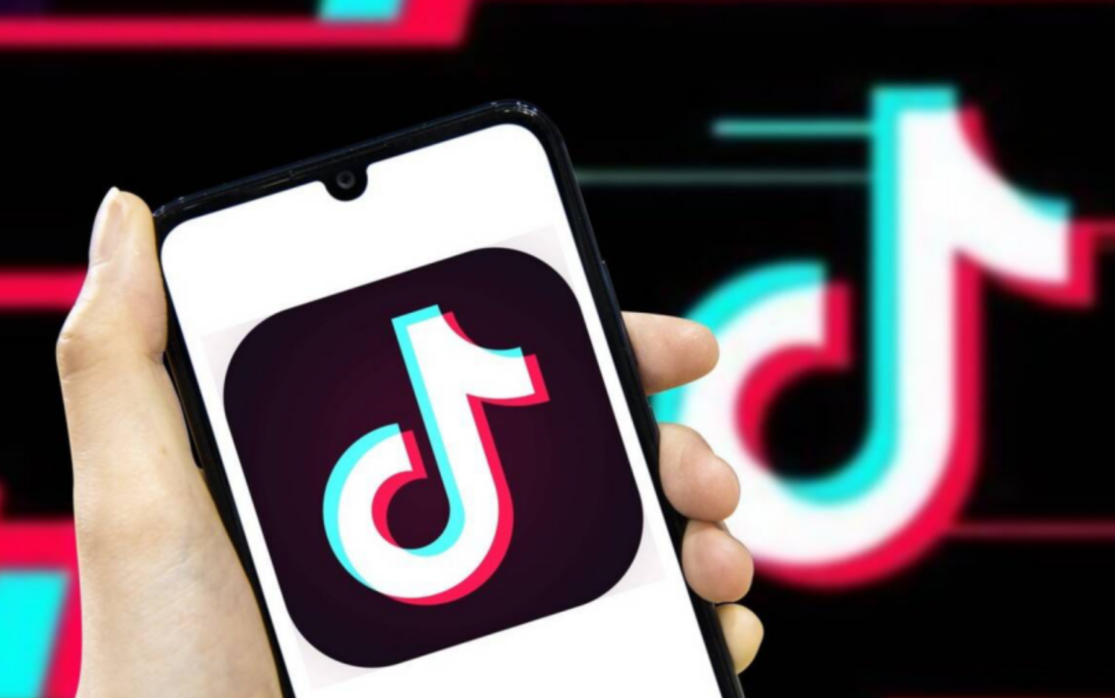 长短视频平台首次“握手”，抖音宣布与搜狐达成二创版权合作