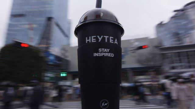 喜茶发布“黑 TEA”限定企划