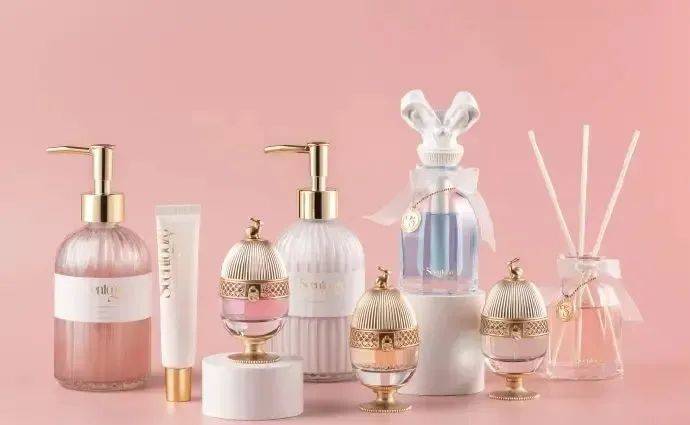 300亿市场开启，国货香水们的破与立