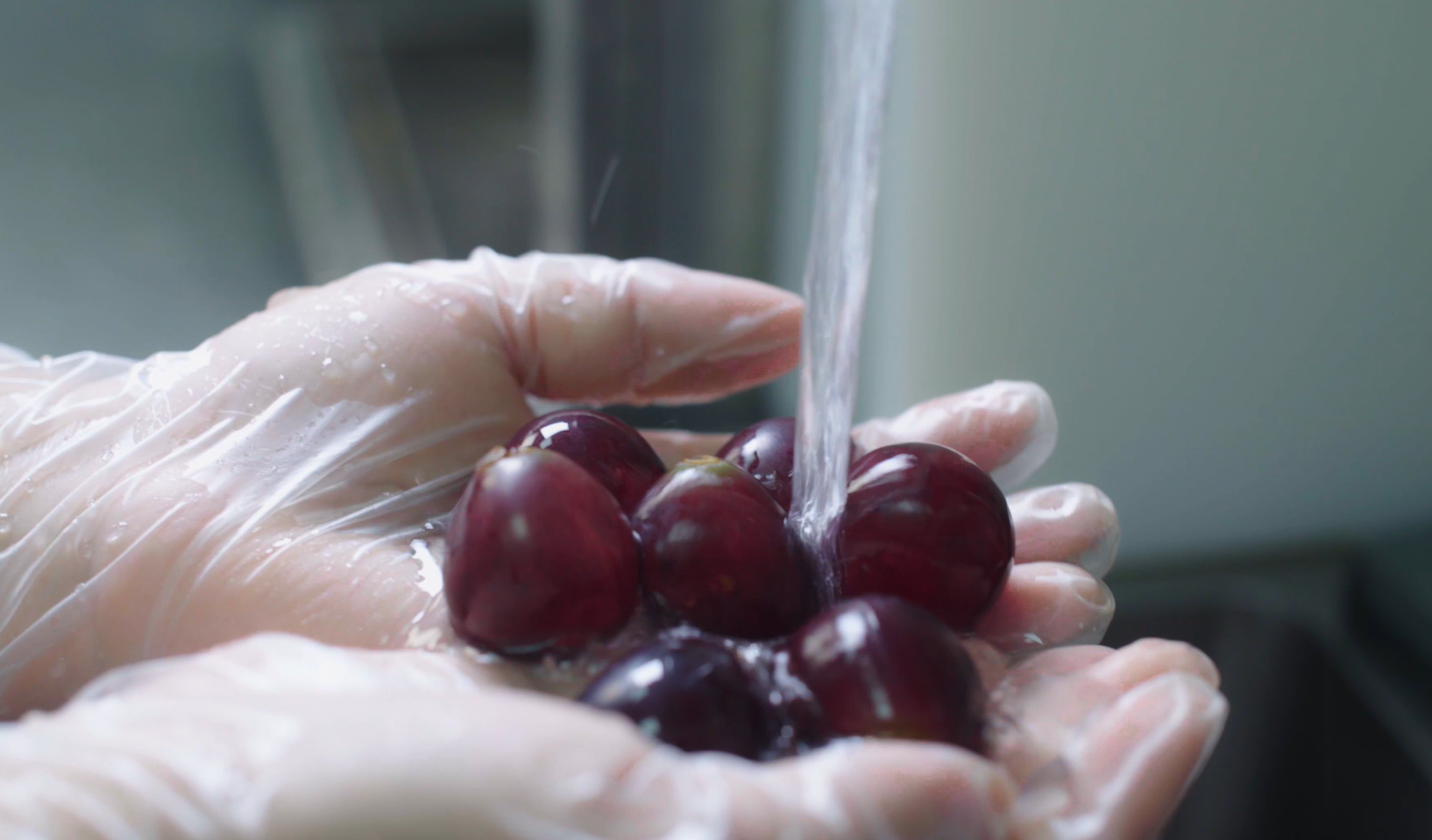 清洗葡萄